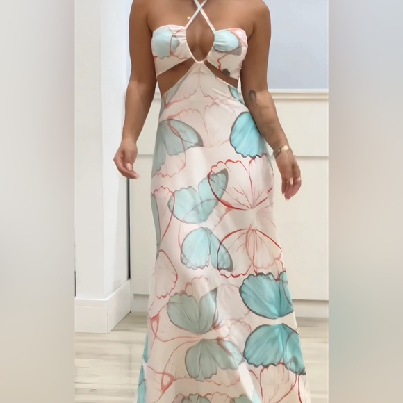 604 NWT BUTTERFLY Halter Cut-Out Slip Maxi Dress size XL - Picture 3 of 3